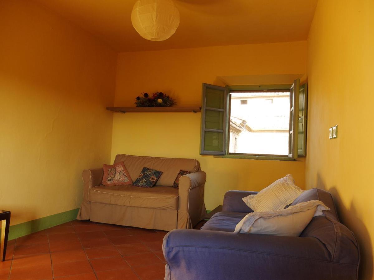 Bassetto Guesthouse & Apartments Черталдо Екстериор снимка